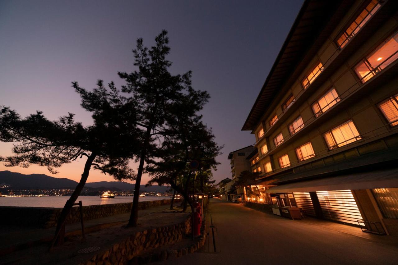 Hotel Miya Rikyu Hatsukaichi Zewnętrze zdjęcie