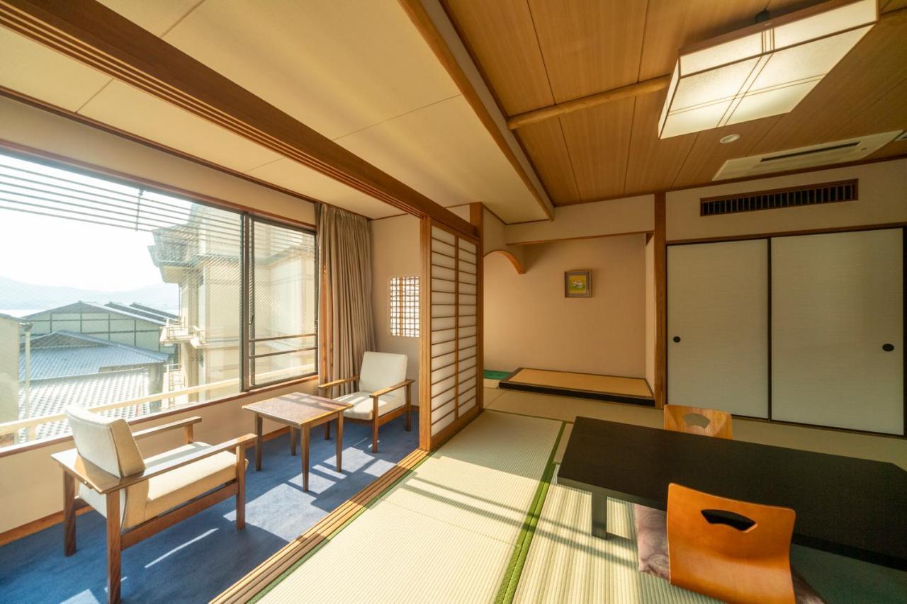 Hotel Miya Rikyu Hatsukaichi Zewnętrze zdjęcie