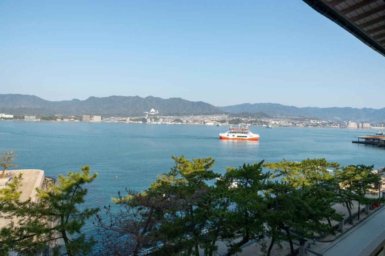 Hotel Miya Rikyu Hatsukaichi Zewnętrze zdjęcie